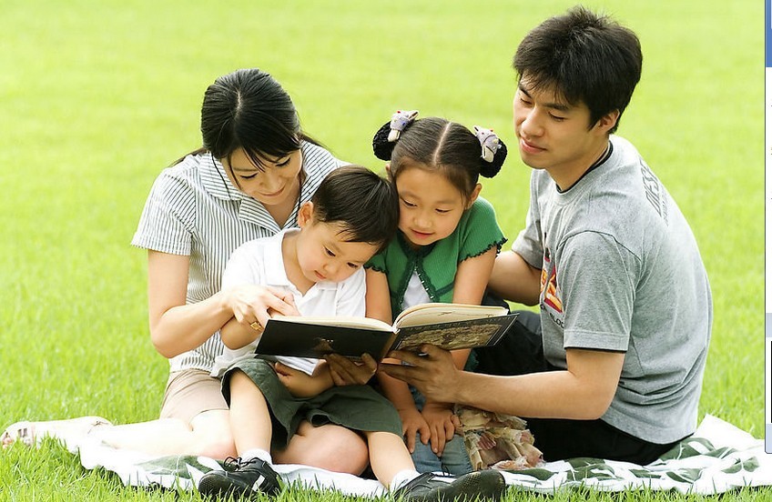 ，對于家庭教育當中而言，父母給孩子的教育，先要給孩子一個良好的教育環境，先要給孩子常識方面的教育。如果家長忽略了孩子各個方面的平衡教育的話，就產生木桶效應，那么這樣對于孩子而言，是不夠好的。